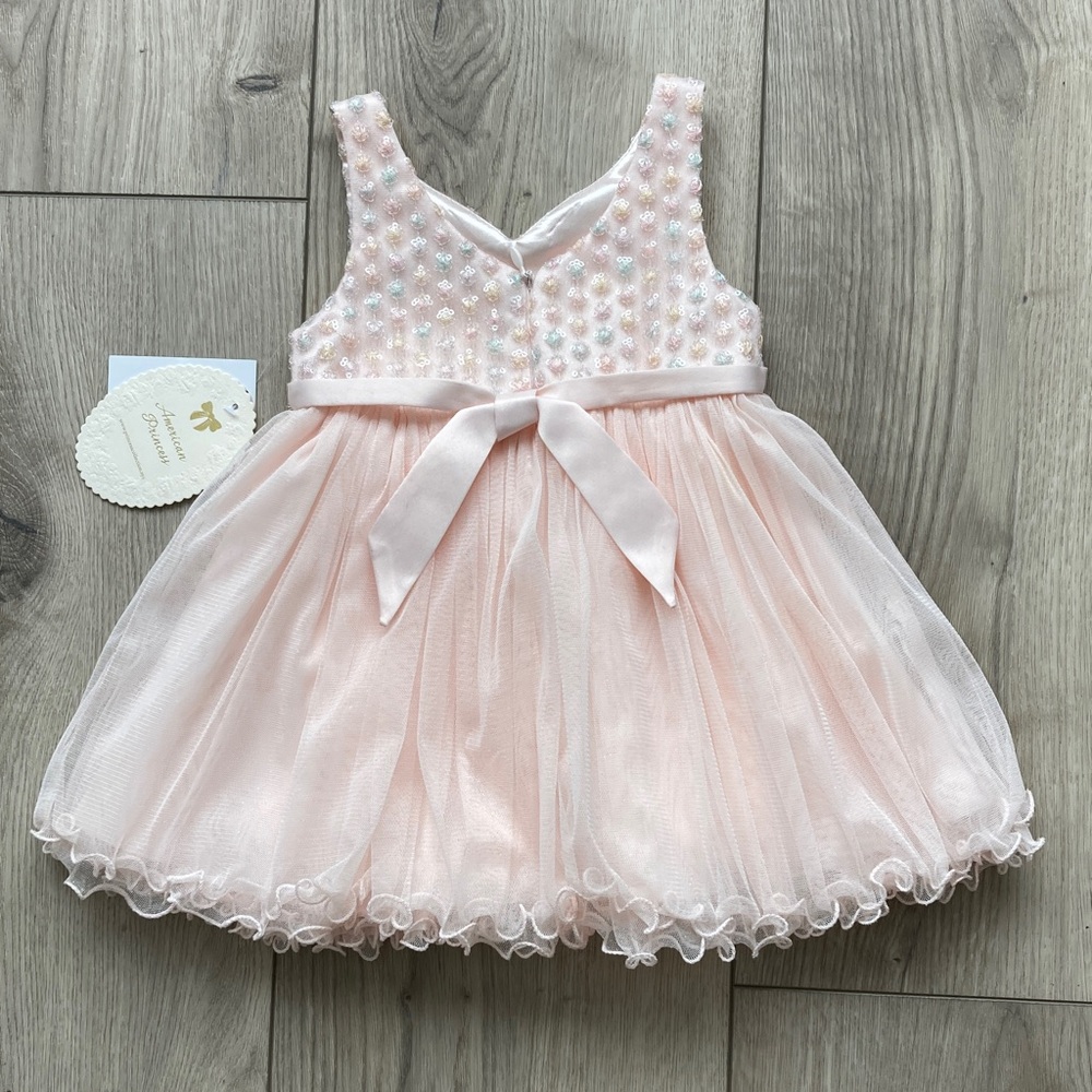 American Princess Dress Sweetheart Neckline Sparkly Pearls Bows 18 mo ✨ - Picture 3 of 8